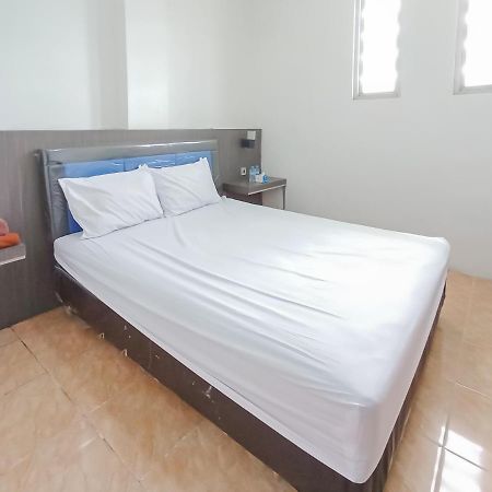 Martapura  Reddoorz Syariah Near Q-Mall Banjarbaru מראה חיצוני תמונה