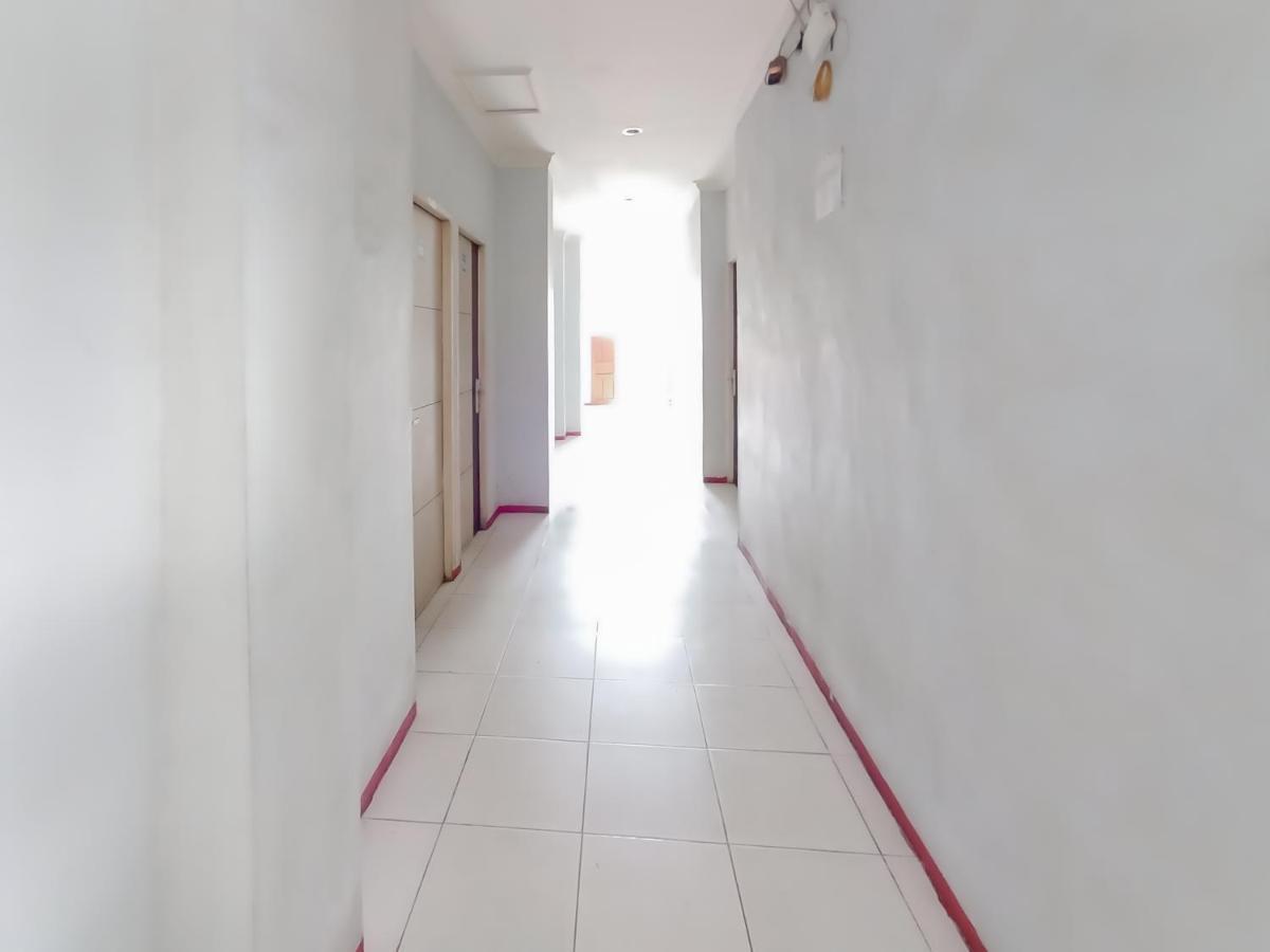 Martapura  Reddoorz Syariah Near Q-Mall Banjarbaru מראה חיצוני תמונה