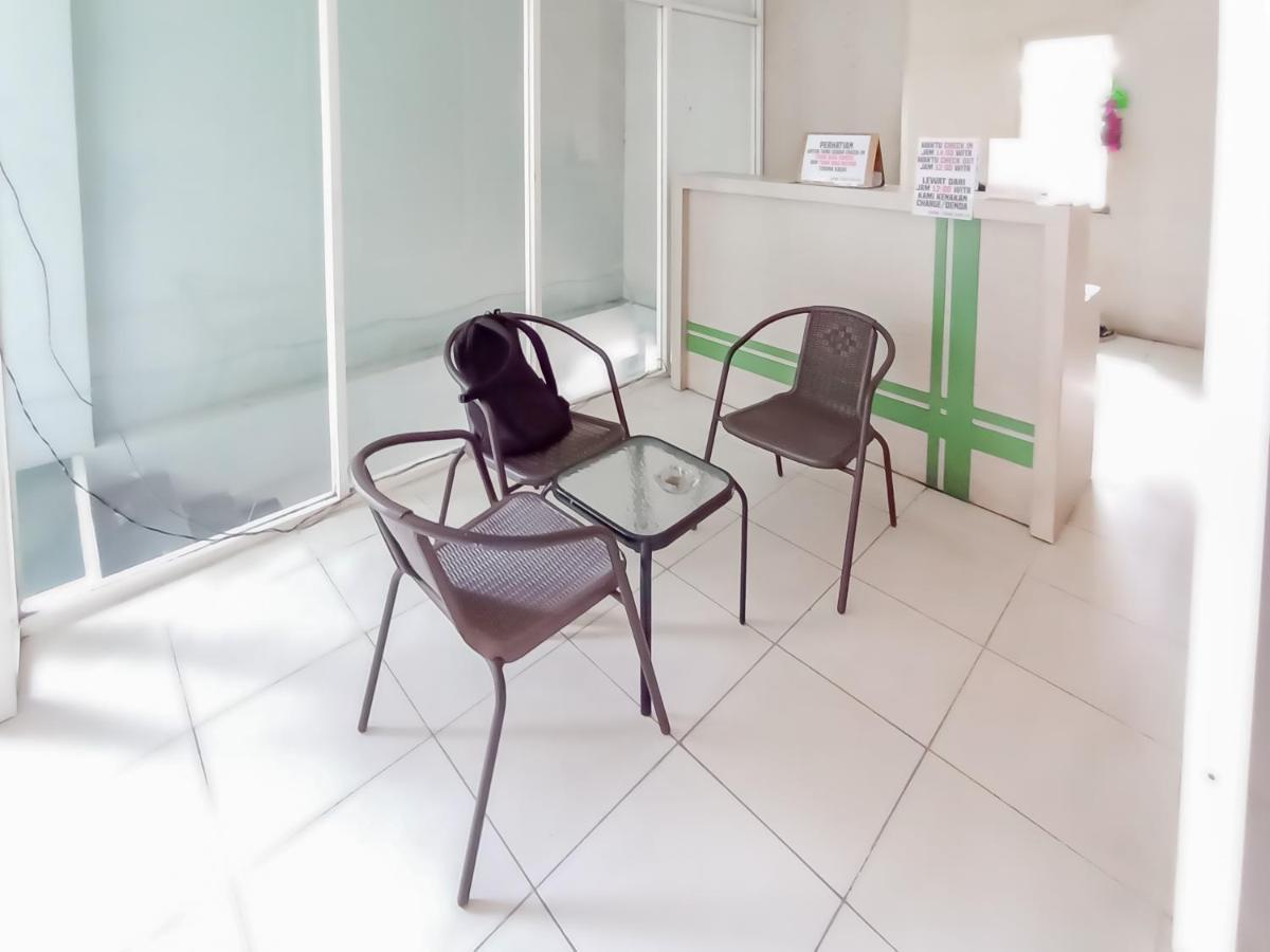 Martapura  Reddoorz Syariah Near Q-Mall Banjarbaru מראה חיצוני תמונה